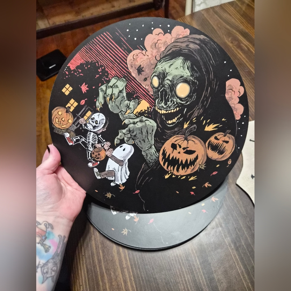 Killstar Spooky Skeleton and Pumpkin Placemats